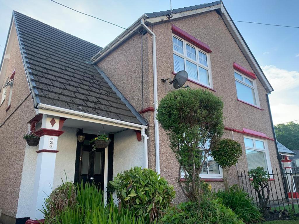 Cosy, Dog Friendly House On The Fringe Of The Brecon Beacons Βίλα Tredegar Εξωτερικό φωτογραφία
